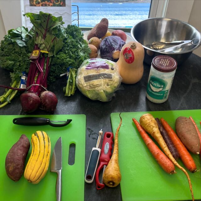 #miseenplace is how I prepare for a #cookingclass. All ingredients are out ready to be measured, cut, peeled, sliced, grated, etc.by the students. #healthyfood #nourishment #cleaneating #healthandwellnesscoach #organicfood #westchestercookingclasses #hudsonvalleyeats #hudsonvalleycookingclasses #westchester #cróton #cookingparty#learntocook