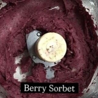 This #berrysorbet is a game changer! Every spoonful is a reminder that clean eating tastes delicious and satisfying. This no-added-sugar sorbet is 100% fruit, 100% delicious, and 100% guilt-free. 💜 #BerrySorbet #NoAddedSugar #CleanEating #healthyfoodswaps #HealthyTreats #healthandwellnesscoaching #youarewhatyoueat #weightloss