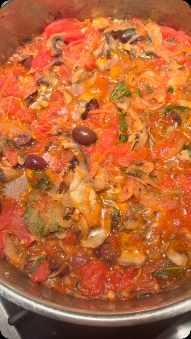 From Garden to Plate – Homemade Tomato Sauce!

In this week’s Teaching Kitchen video, I’m making a fresh, flavorful homemade tomato sauce using beautiful local tomatoes at their peak. This is real, nourishing food.

Here’s how it all came together:
🧅 Sautéed chopped onion and garlic in #evoo 
🍄‍🟫Added in mushrooms for umami flavor
🍅Blanched and peeled ripe local tomatoes, chopped and simmered adding to them to my rich sauce
 🌿Tossed in fresh basil from my garden
🫒 Finished with a handful of Kalamata olives

I’m serving this delicious sauce over a mix of @jovialfoods brown rice pasta and fresh zoodles. 

This sauce is simple, seasonal, and adaptable to your choice of protein, I added in sea scallops. 

Watch the full video for tips and the full step-by-step!

Tell me in the comments – what’s your favorite way to use fresh tomatoes?

#TeachingKitchen #Cleaneating #HealthCoachLife #LocalFood #TomatoSeason #healthcoach #GlutenFreeGoodness #ZoodlesAndSauce #HomegrownGoodness #KitchenTherapy